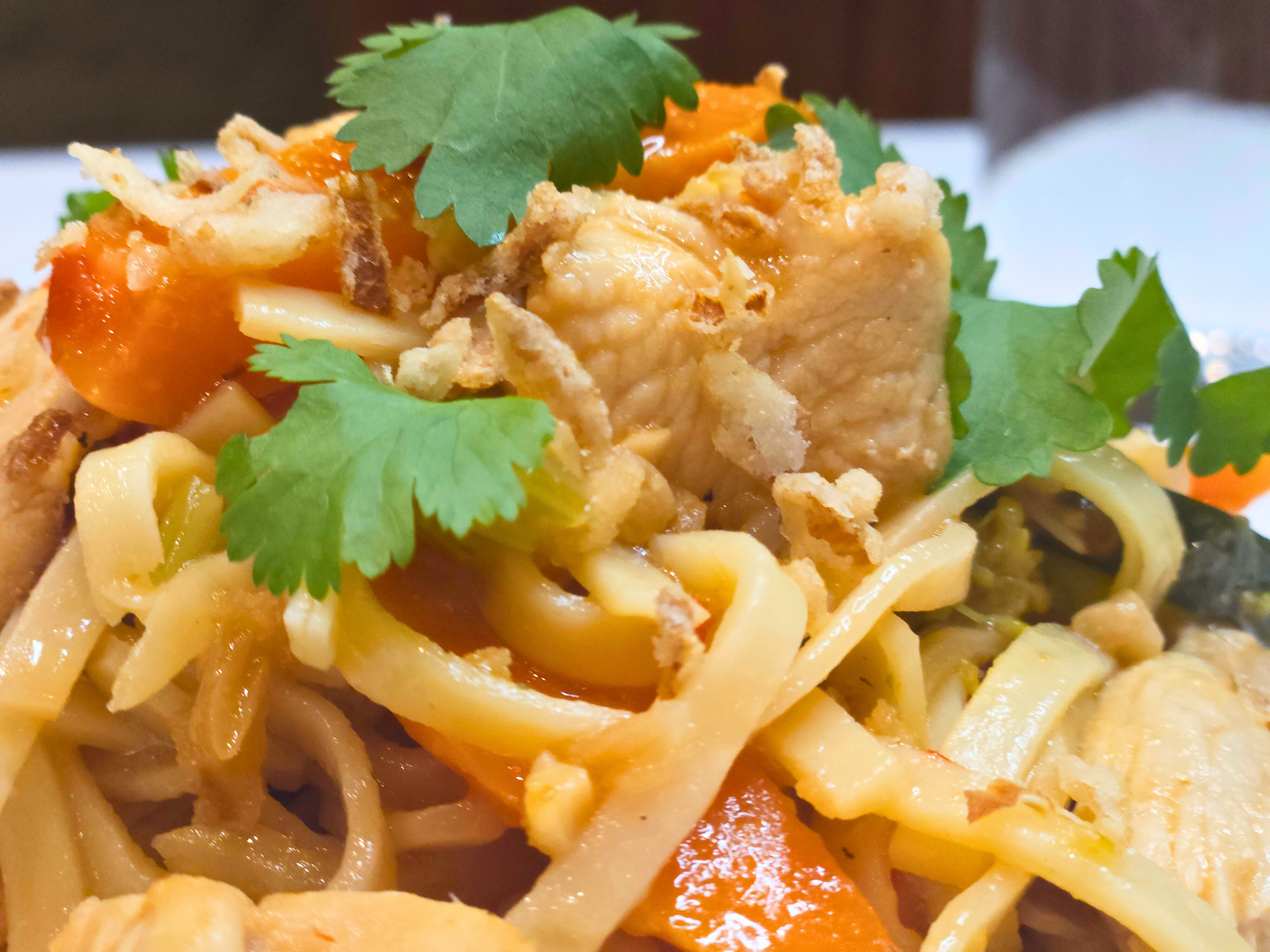 Chicken Stir Fry - Sticky Ginger and Chilli