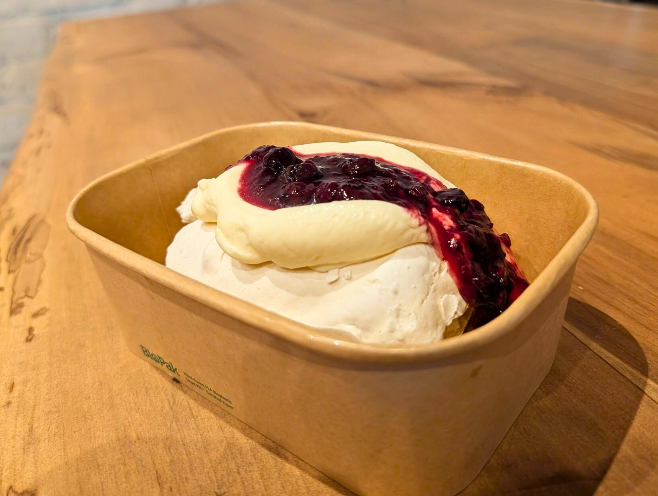 Pavlova Chantilly Cream and Berry Compote